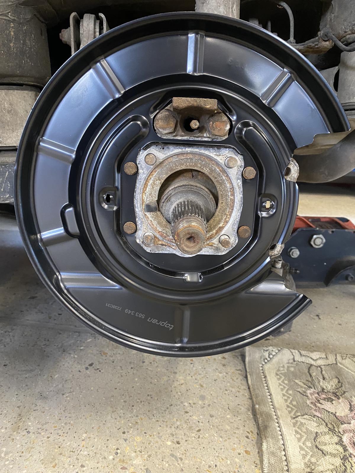 BMW E39 523i - Image 21