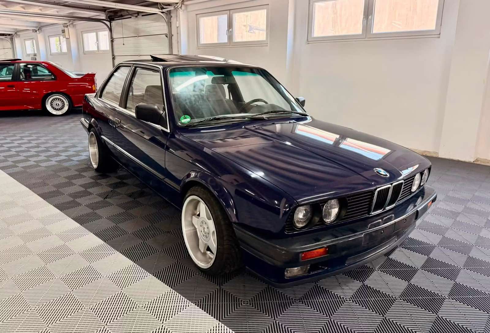 BMW E30 320i AUTOMATA - Image 4