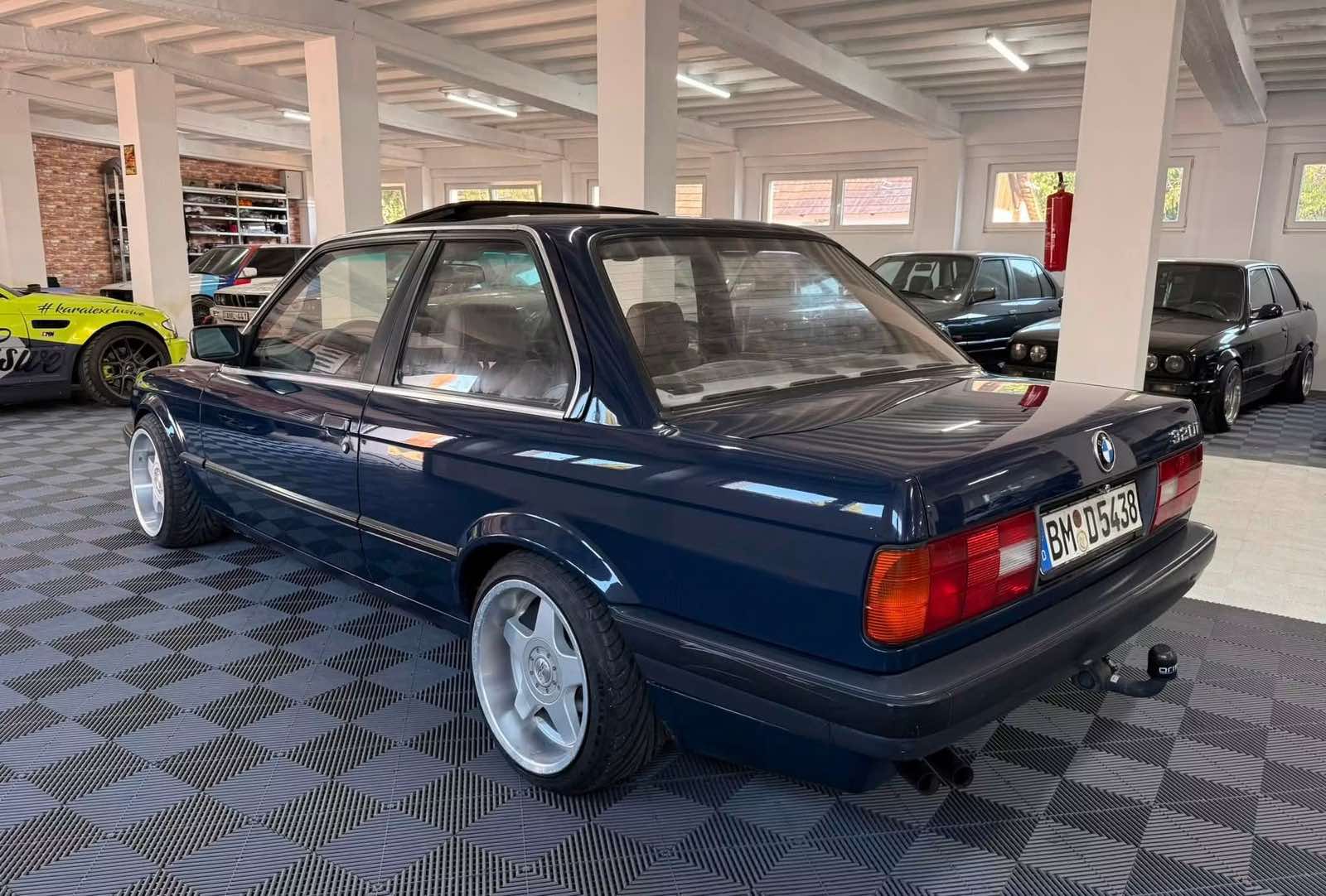 BMW E30 320i AUTOMATA - Image 6