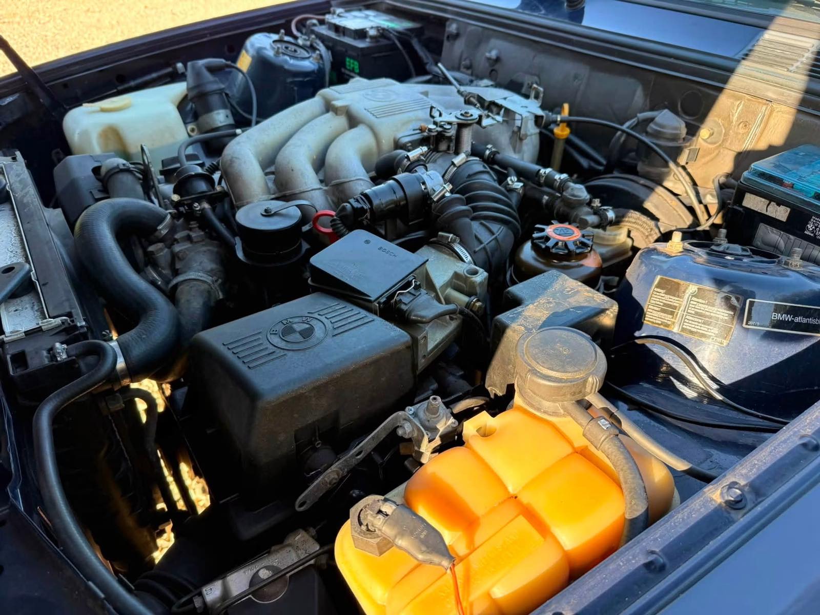 BMW E30 320i AUTOMATA - Image 9